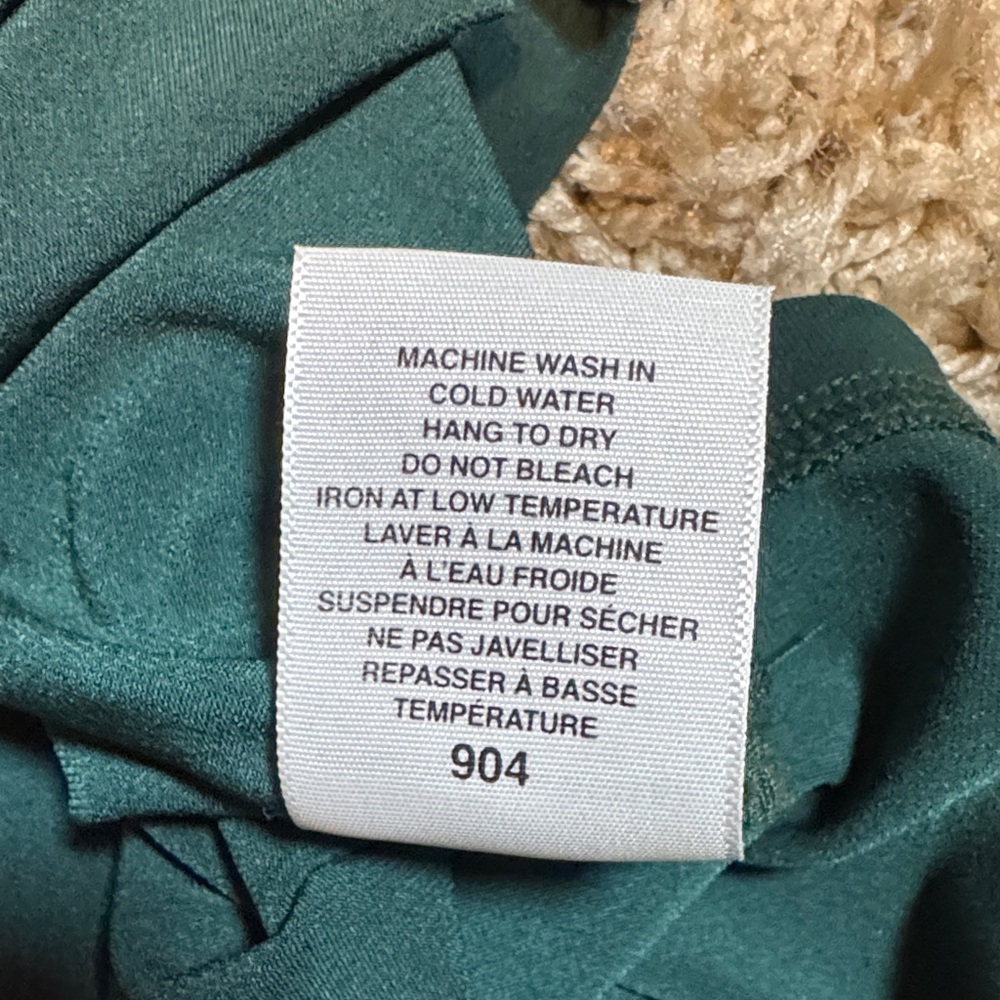 NWOT Sympli Go To Tee Relaxed Evergreen size 16 - Picture 8 of 14